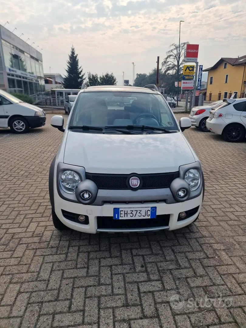 Fiat Panda 2011 photo 2
