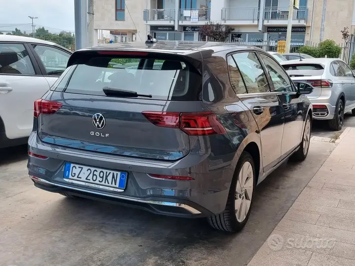 Volkswagen Golf Viii 2025 photo 3