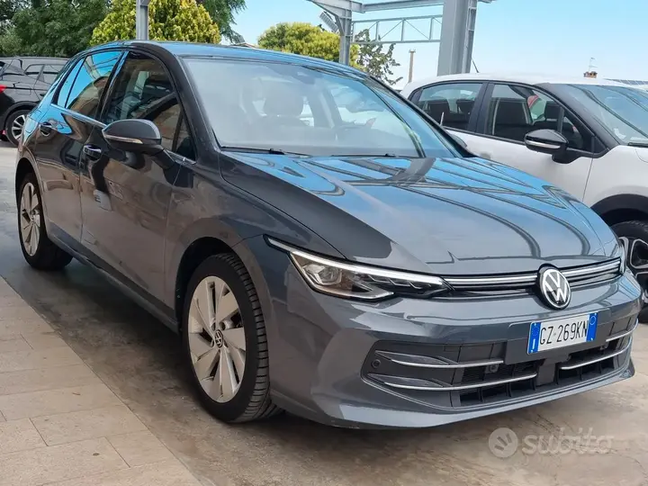 Volkswagen Golf Viii 2025 photo 2