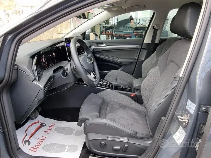 Volkswagen Golf Viii 2025 photo 5