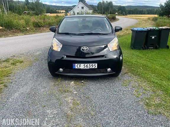 Toyota Iq 2010 photo 4