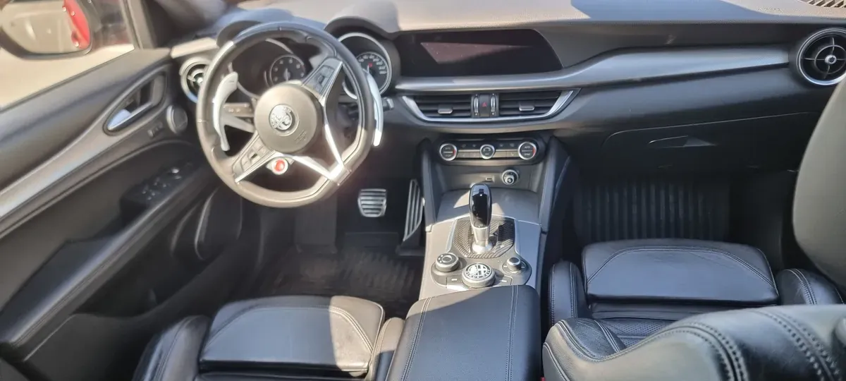 Alfa Romeo Stelvio 2018 photo 3