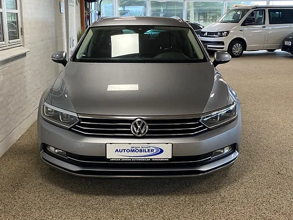 Volkswagen Passat 2018 photo 5
