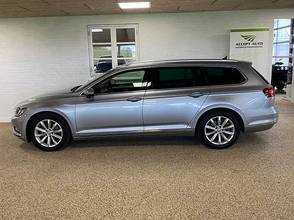 Volkswagen Passat 2018 photo 2