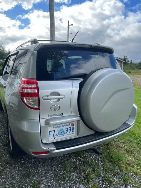 Toyota Rav4 2011 photo 5