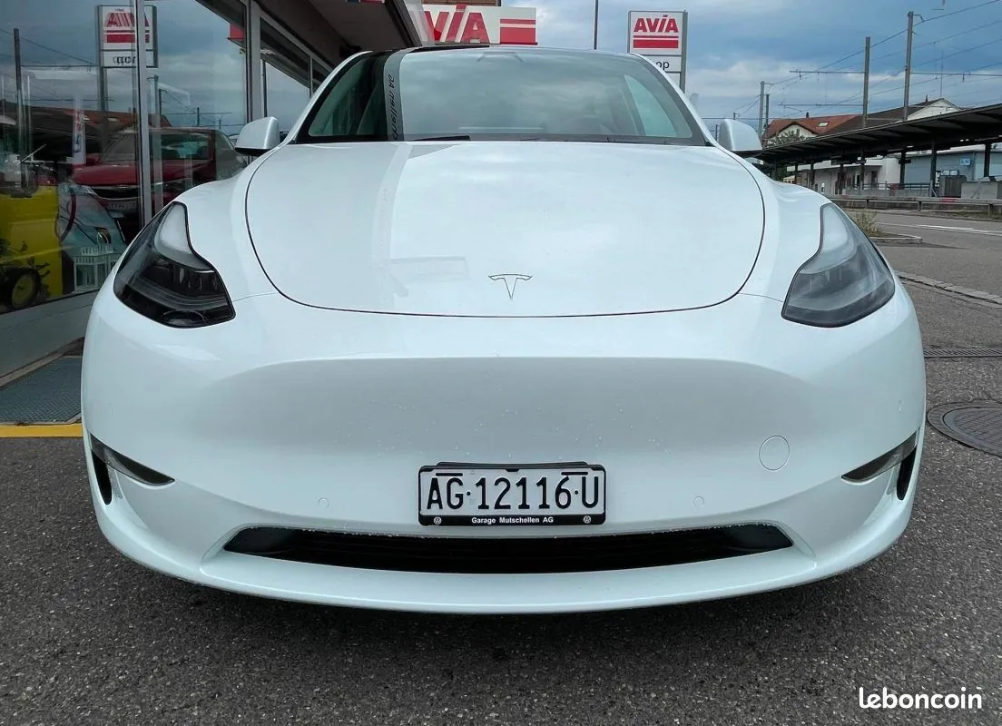 Tesla Model Y 2022 photo 4