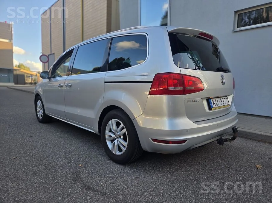 Volkswagen Sharan 2013 photo 2