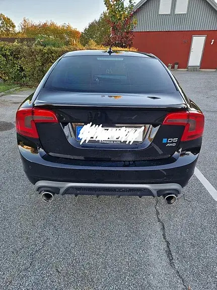 Volvo S60 2011 photo 3