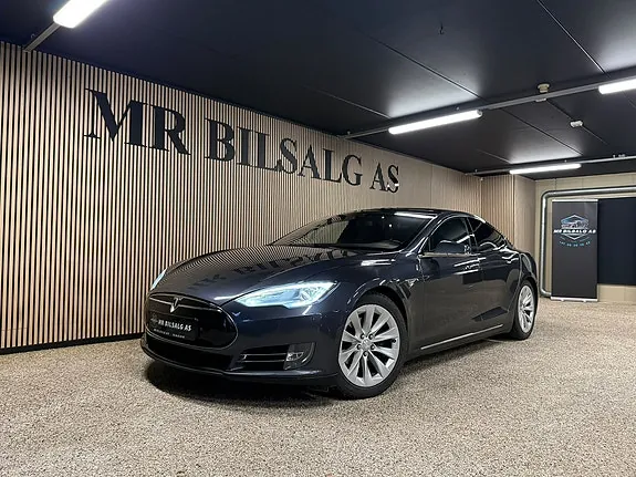 Tesla Model S 2015 photo 5