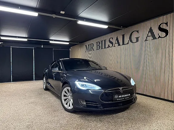 Tesla Model S 2015 photo 2