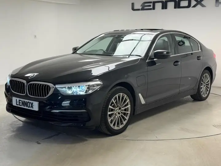 BMW 5 Series 2019 photo 3