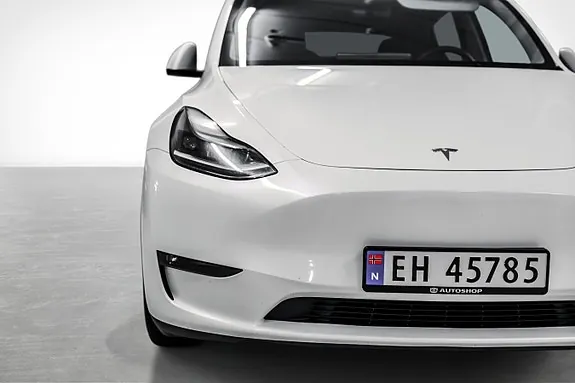Tesla Model Y 2024 photo 5