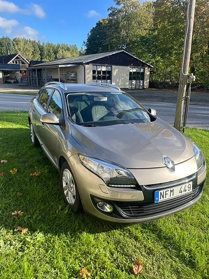 Renault Megane Iii 2013 photo 2