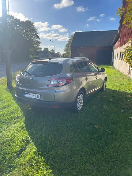 Renault Megane Iii 2013 photo 4