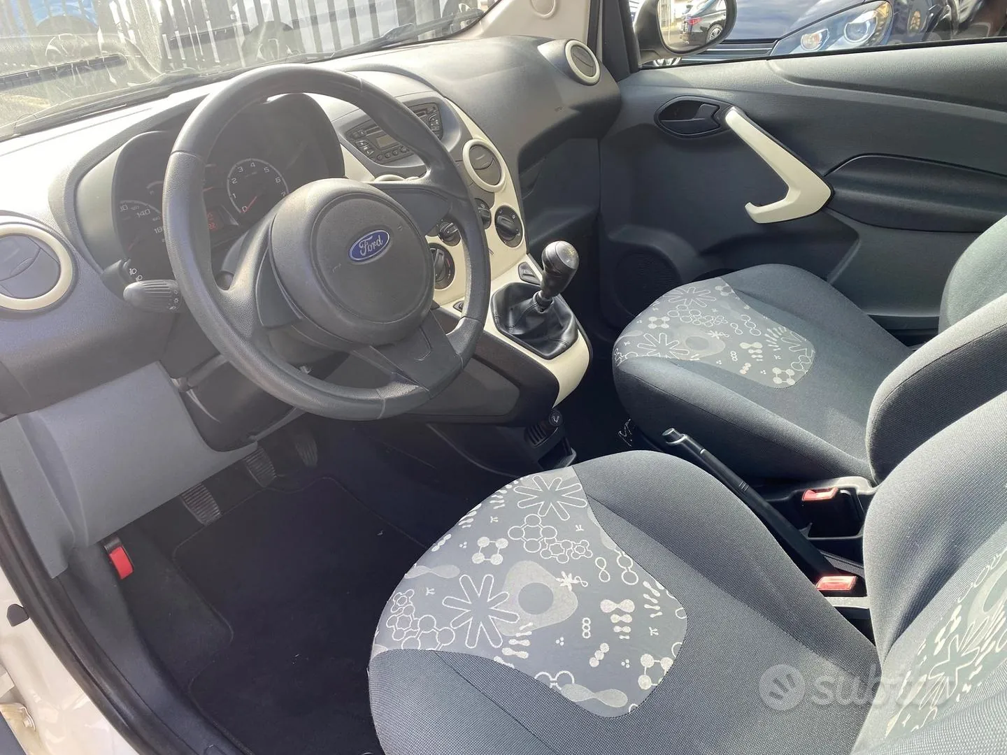 Ford Ka 2011 photo 5