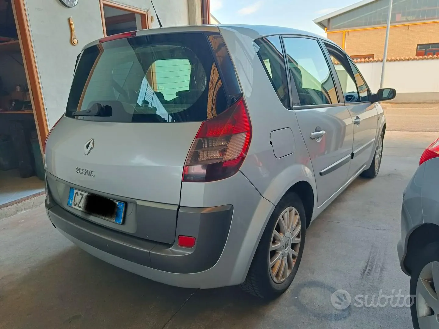 Renault Scenic 2006 photo 3