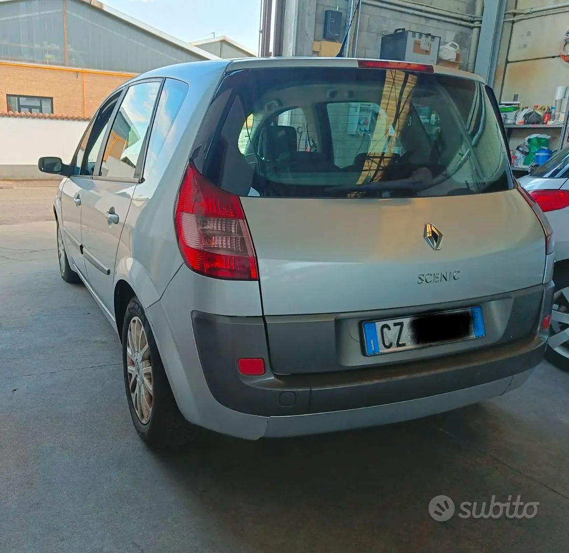 Renault Scenic 2006 photo 4