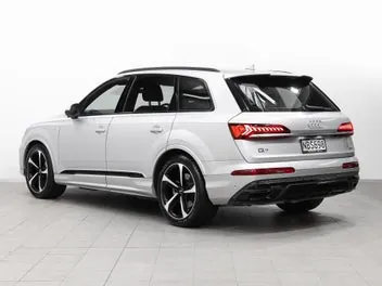 Audi Q7 2020 photo 4