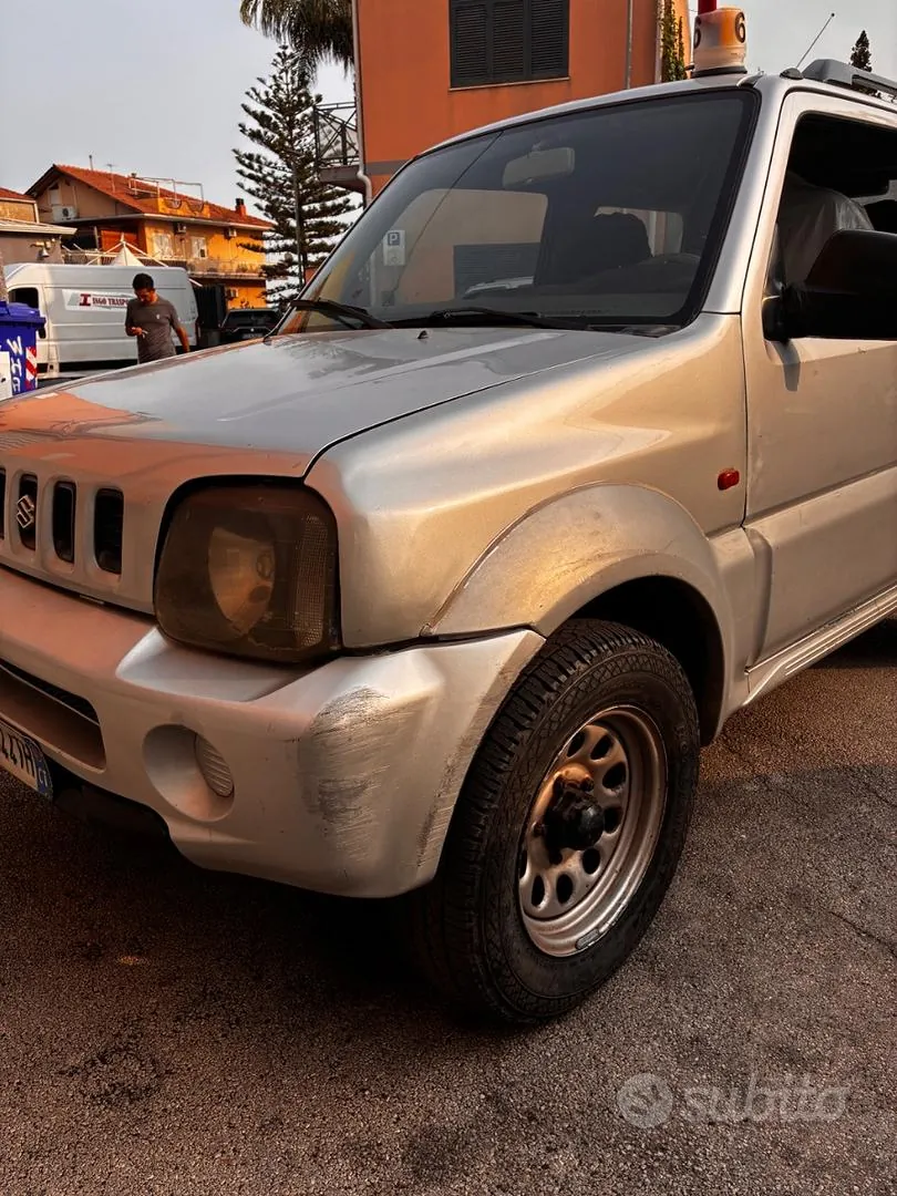 Suzuki Jimny 2001 photo 5
