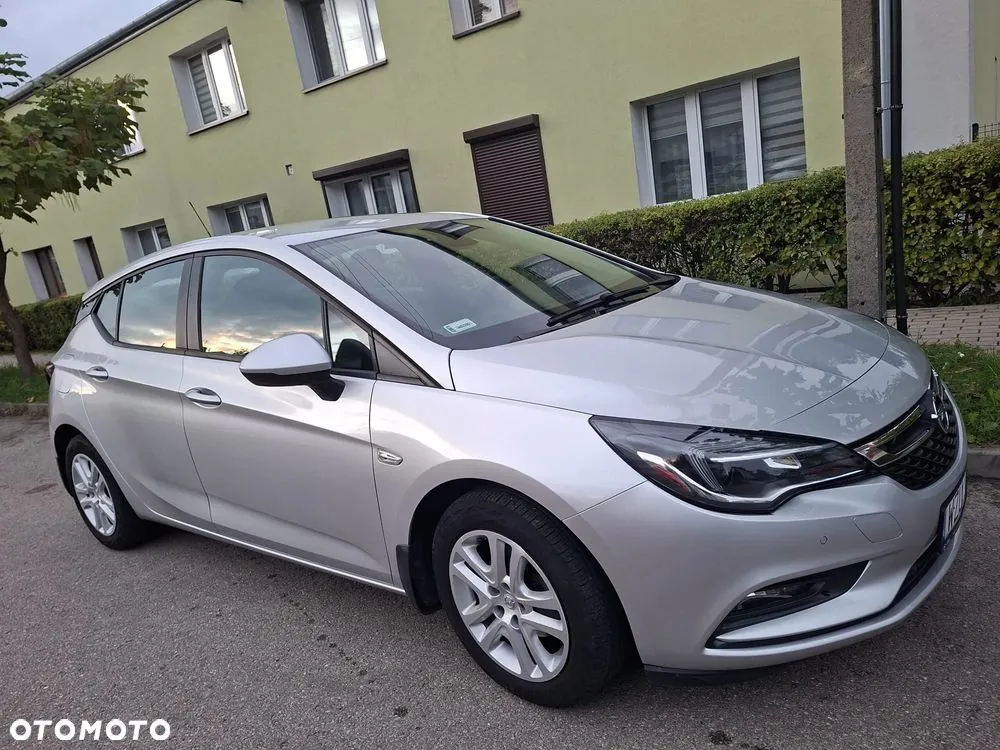 Opel Astra 2019 photo 3