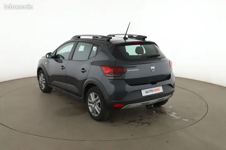Dacia Sandero 2022 photo 2