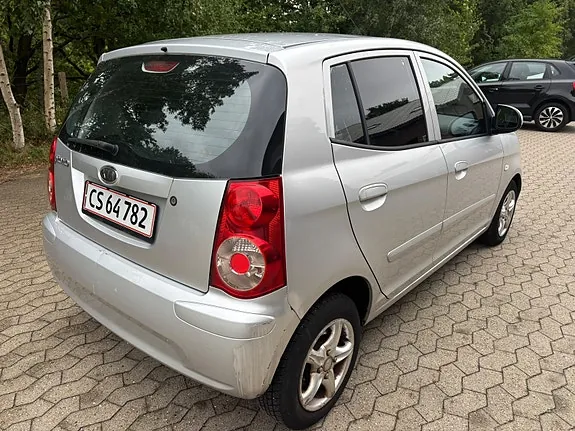 Kia Picanto 2008 photo 3