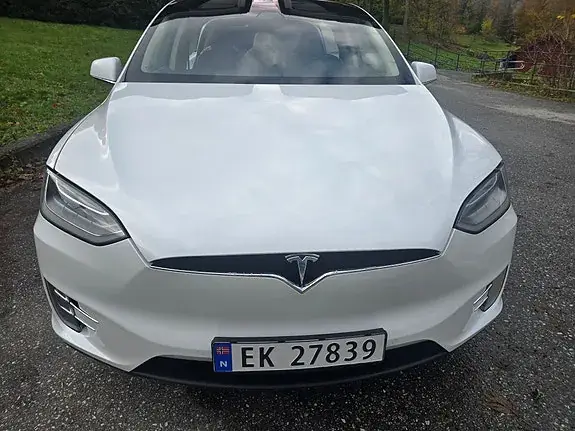 Tesla Model X 2017 photo 4