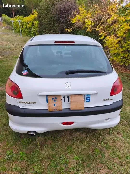 Peugeot 206 2003 photo 2