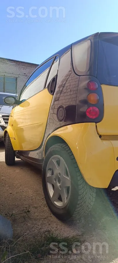 Smart Fortwo 1999 photo 2