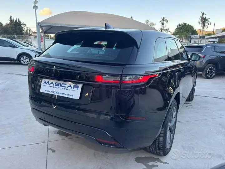 Land Rover Range Rover Velar 2024 photo 5