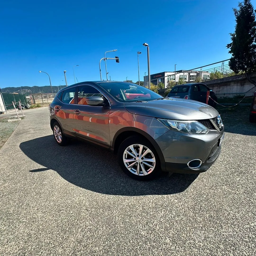 Nissan Qashqai 2015 photo 2