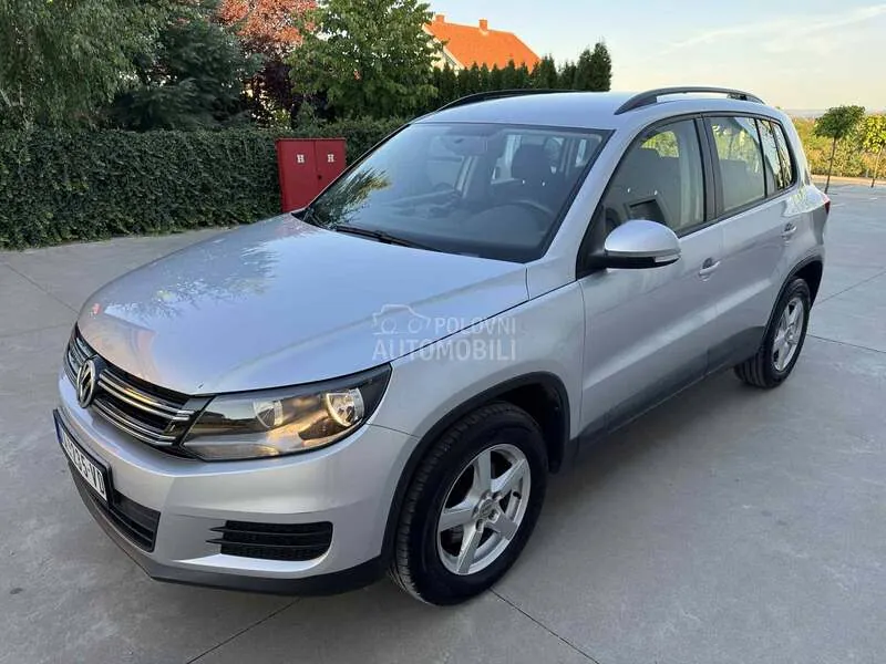 Volkswagen Tiguan 2012 photo 2