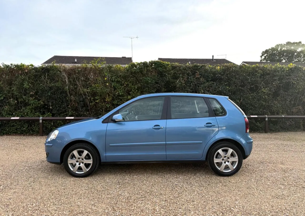 Volkswagen Polo 2008 photo 4