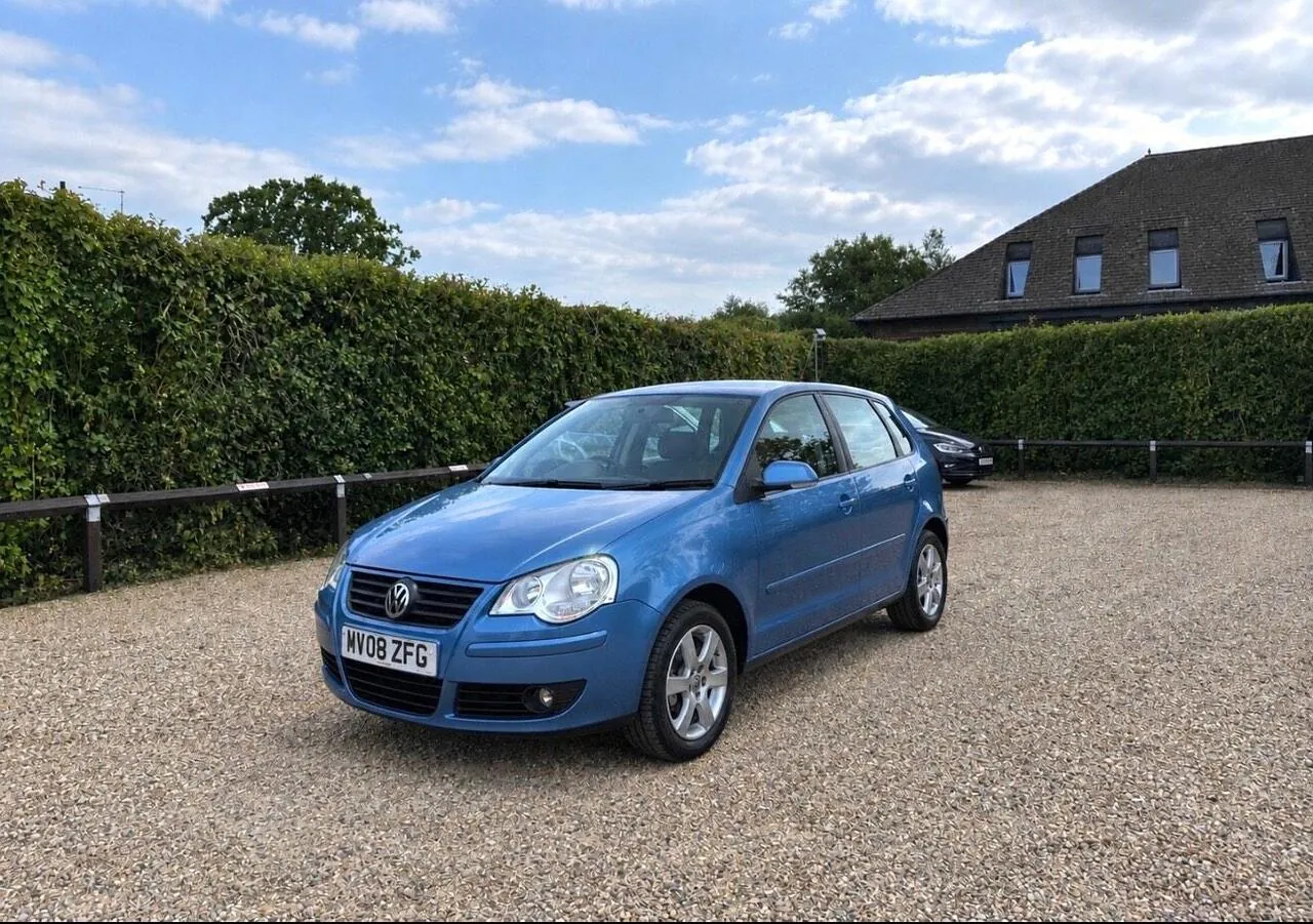 Volkswagen Polo 2008 photo 2