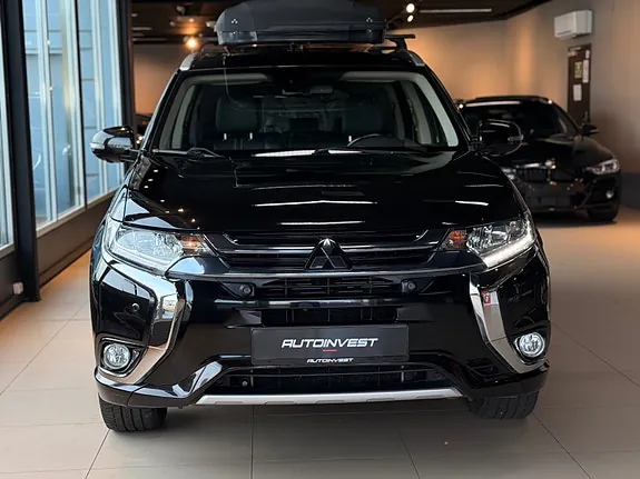 Mitsubishi Outlander 2016 photo 2
