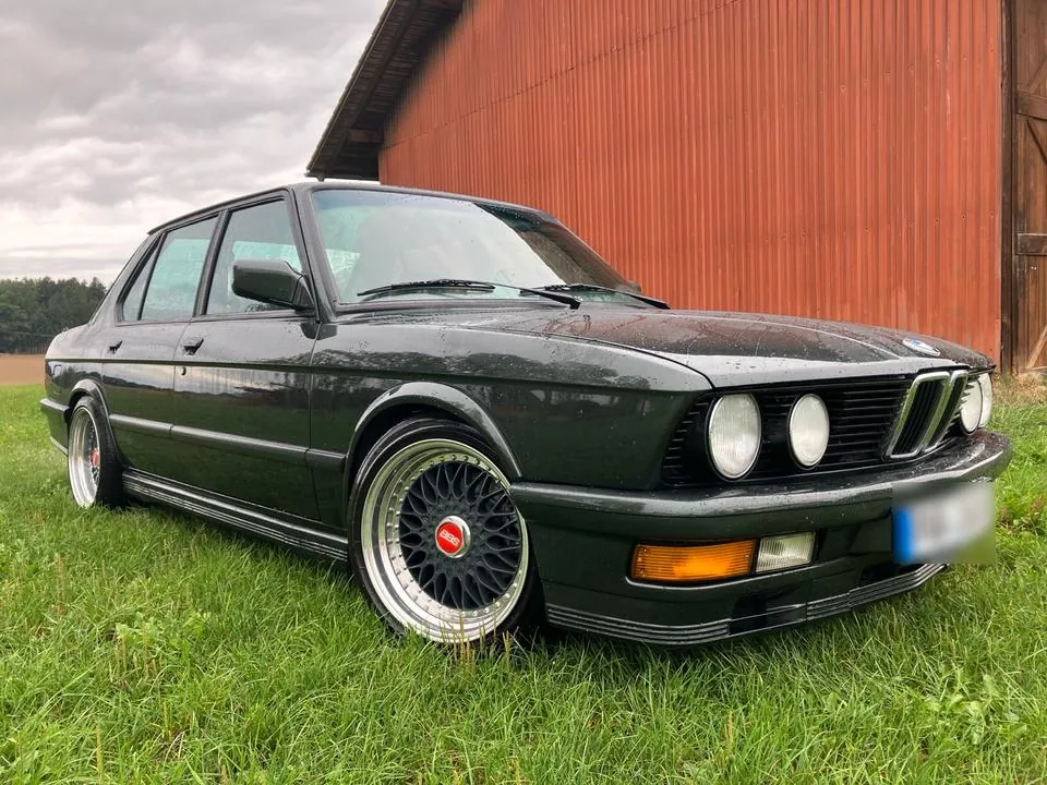 BMW E28