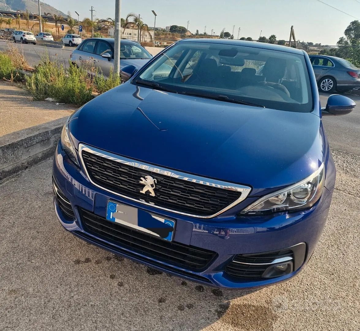 Peugeot 308 2019 photo 2