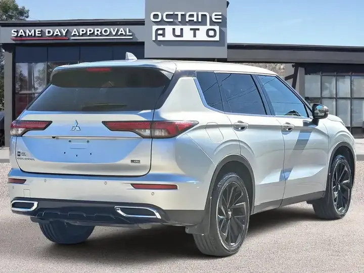 Mitsubishi Outlander 2023 photo 5