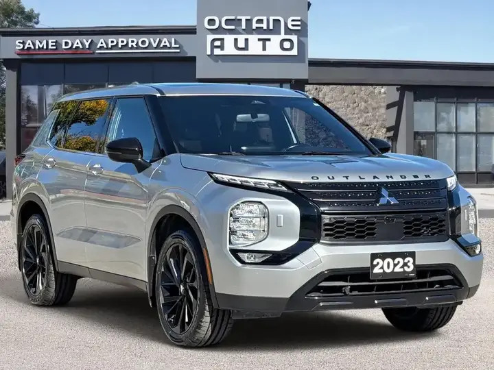 Mitsubishi Outlander 2023 photo 3