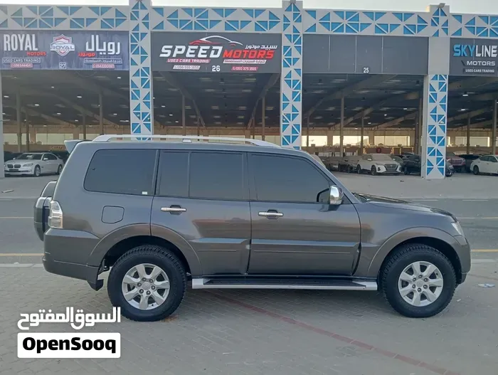Mitsubishi Pajero 2015 photo 3