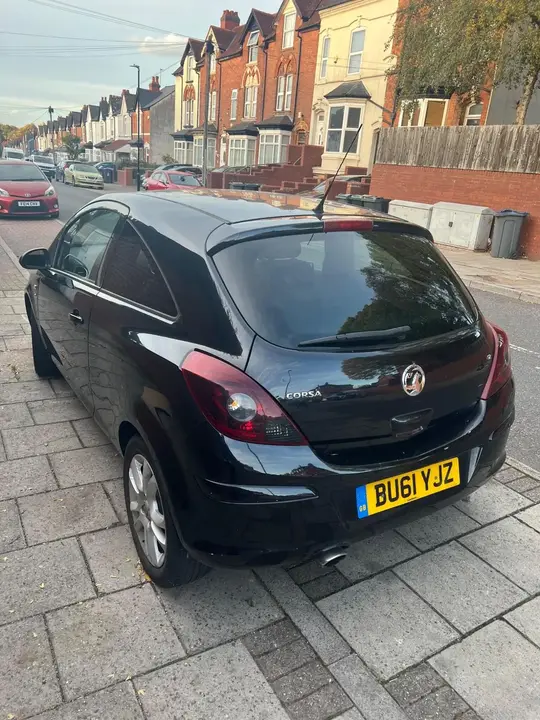 Vauxhall Corsa 2011 photo 4