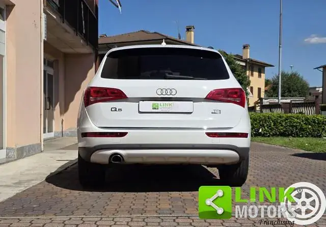 Audi Q5 2015 photo 2