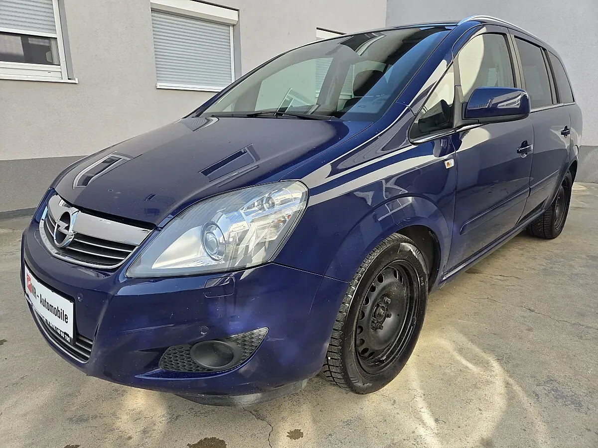 Opel Zafira 2012 photo 2