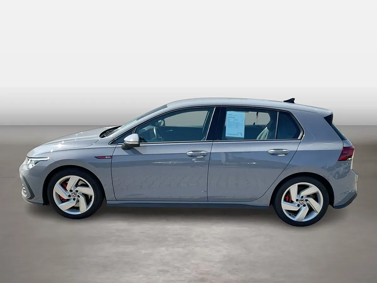 Volkswagen Golf Gti 2023 photo 2