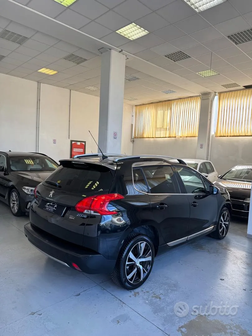 Peugeot 2008 2016 photo 5