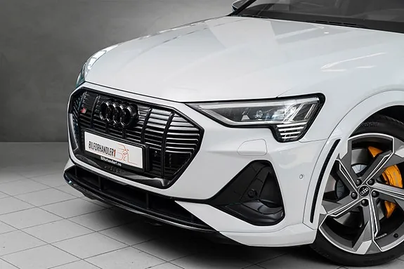 Audi E-Tron S 2021 photo 2