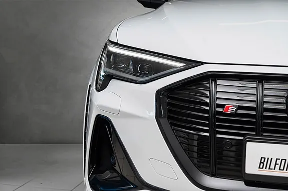 Audi E-Tron S 2021 photo 4