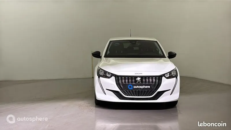 Peugeot 208 2023 photo 2