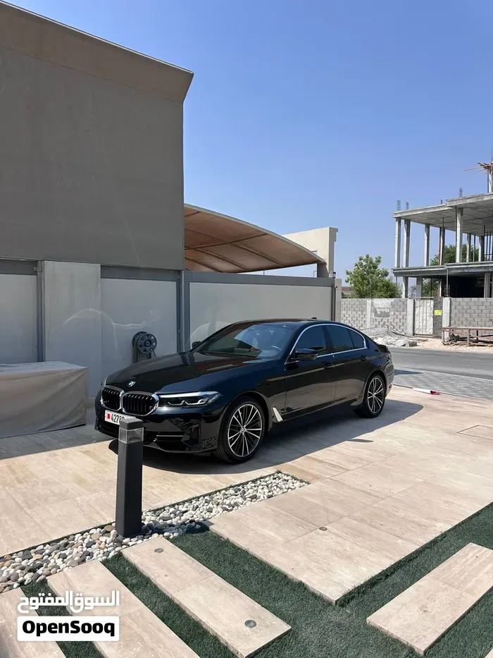 BMW 5 Series 2023 photo 3