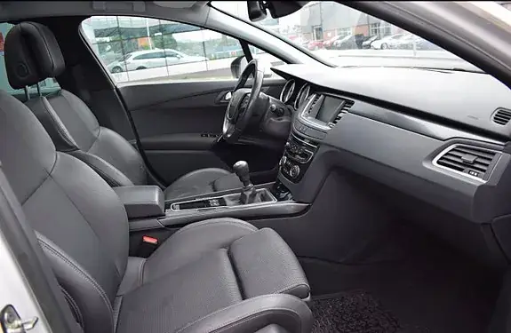 Peugeot 508 2016 photo 5